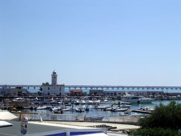 #Manfredonia IL FARO #gargano #weareinpuglia #visitpuglia #viaggiareinpuglia #albumdelgargano - Ph Matteo Luigi d'Errico
